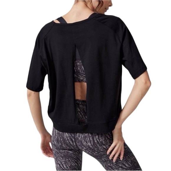 Varley Marr Tee - Picture 2 of 13